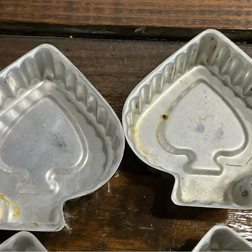 Unique Vintage this lot
